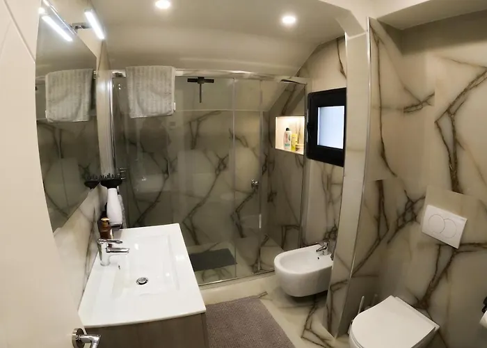 Kristal Lux Appartement Tirana