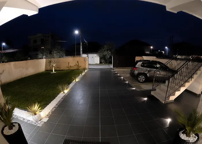 Kristal Lux * Tirana